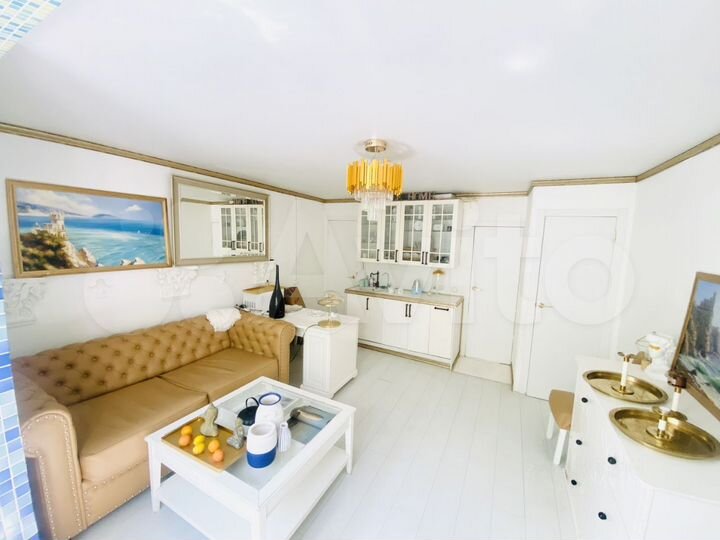 2-к. квартира, 55 м², 3/9 эт.