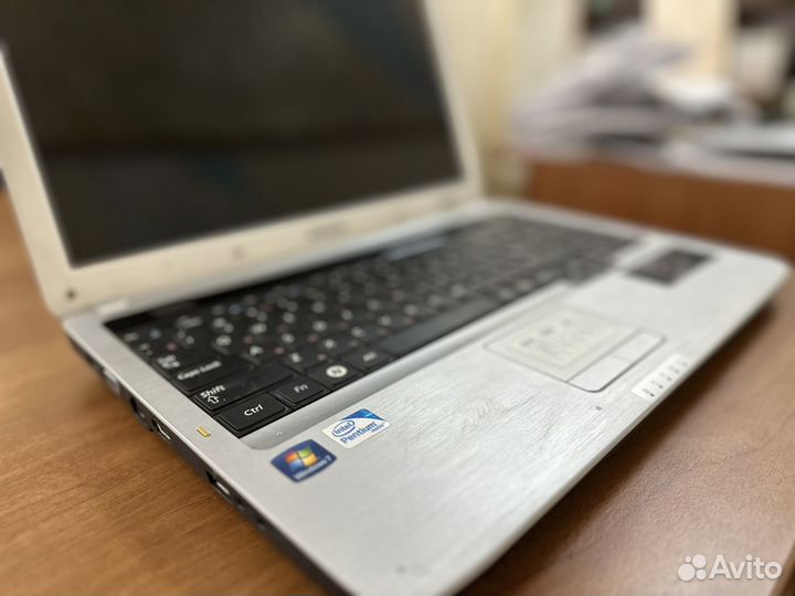Ноутбук Samsung NP-R530