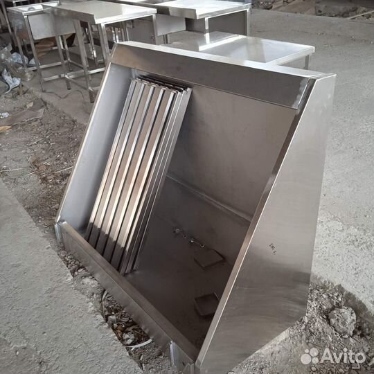 Зонт вытяжной