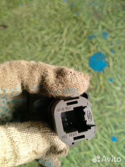 Кнопка аварийной сигнализации Форд Фьюжн 2003г