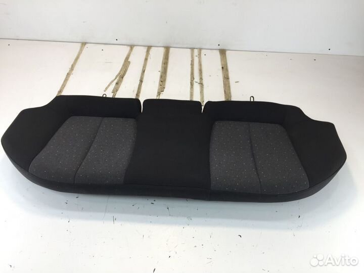 Hyundai elantra xd сиденье заднее