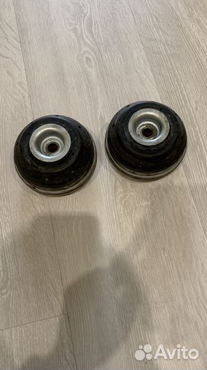 Опора переднего амортизатора с подшипником 2шт