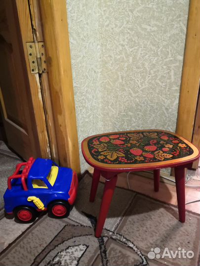 Табуретка детская