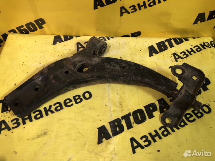 Рычаг правый Kia Spectra