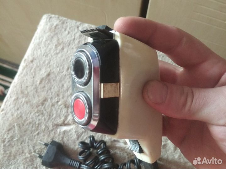 Бритва электрическая СССР