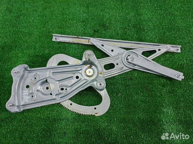 Стеклоподъемник задний левый Renault Scenic 3 (JZ