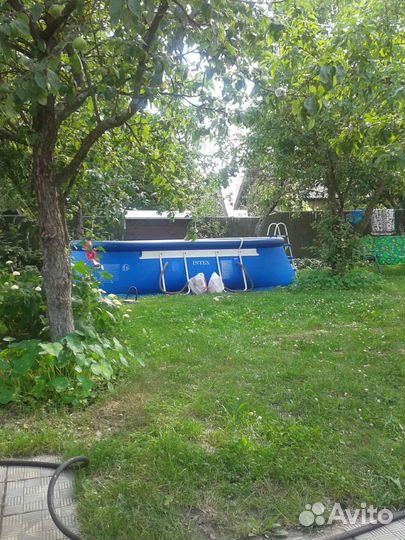 Каркасный бассейн intex