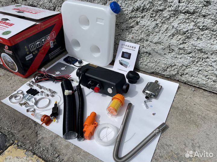 Воздушный автономный отопитель 2.2кв 12В бак 10