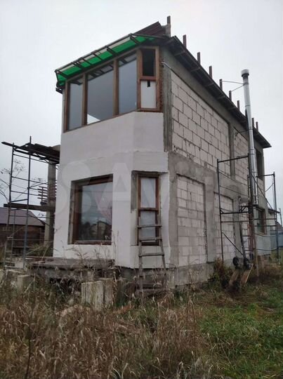 Коттедж 270 м² на участке 8 сот.