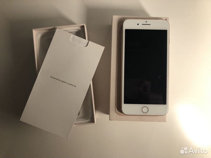 iPhone 8 plus 64gb gold