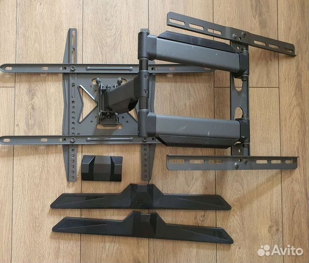 Кронштейн для телевизора поворотный