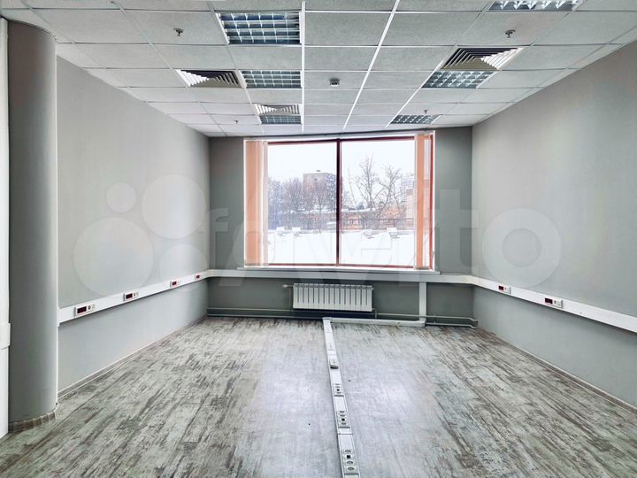 Сдам офисное помещение, 277 м²