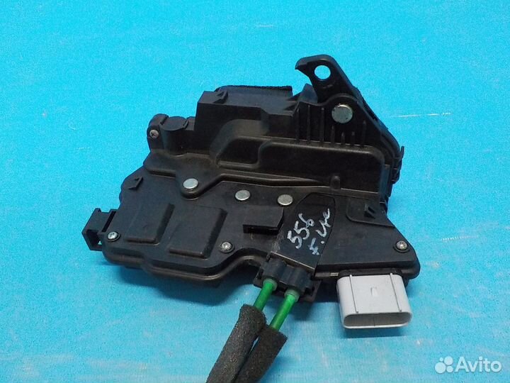 Замок двери передней левой KIA Soul 1 2009-2014