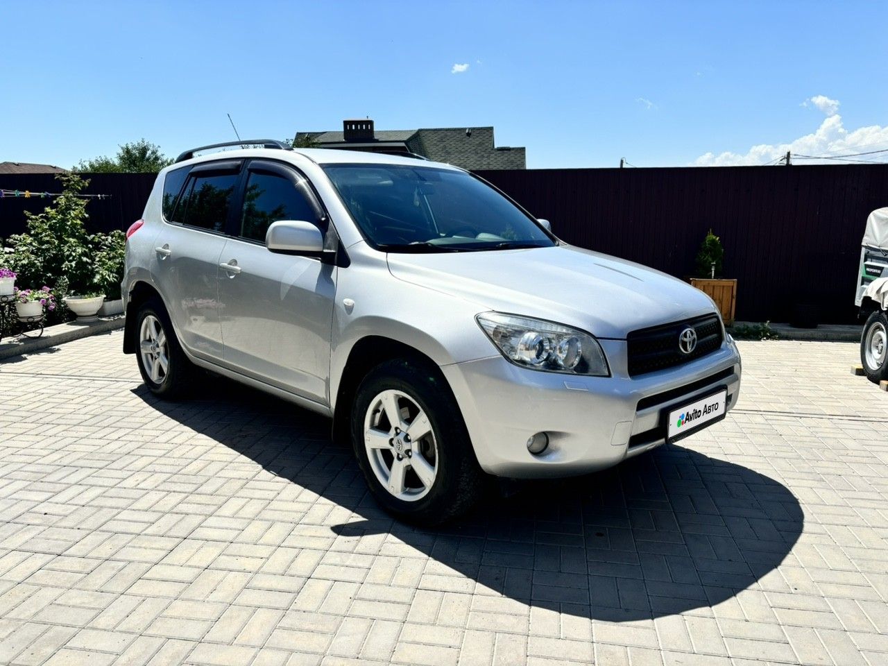 Toyota RAV4: фото владельца