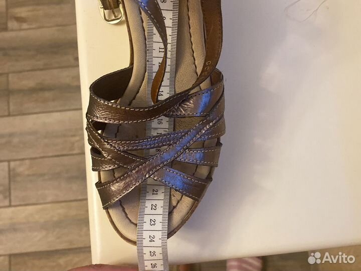 Босоножки TJ collection