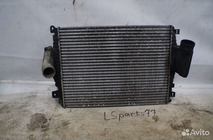 Интеркулер Jaguar XF