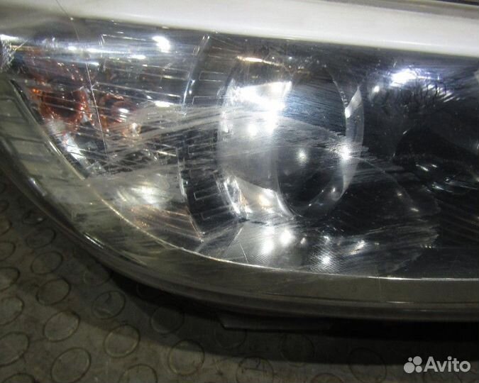 KIA Ceed 2 Фара правая