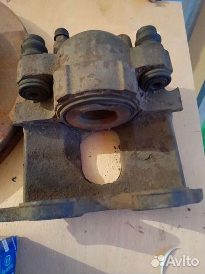 Автозапчасти