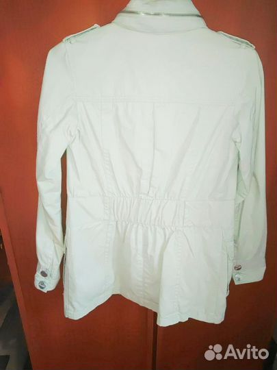 Куртка ветровка женская
