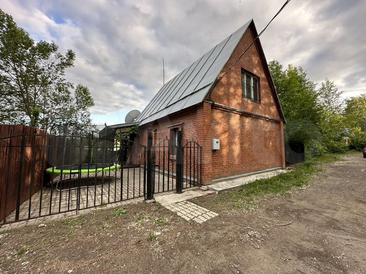 Дом 118 м² на участке 9,3 сот.