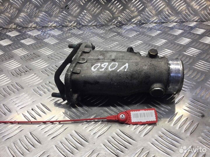 Заслонка дроссельная Audi A6 4B0145950C; 4B0145950 AKE