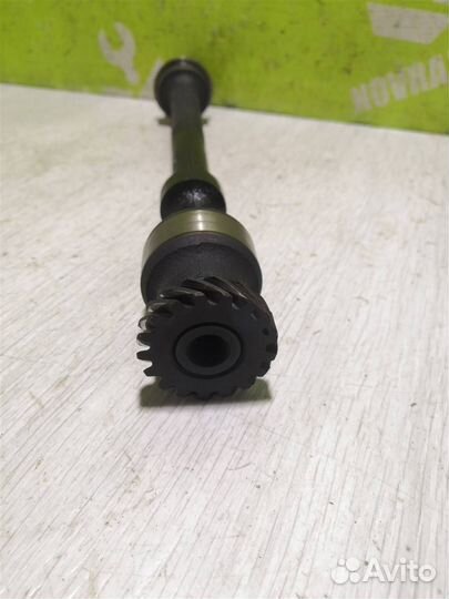 Вал масляного насоса Фольксваген Гольф 3 Венто
