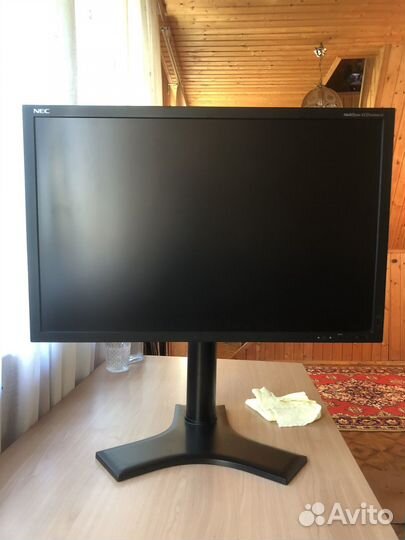 Монитор NEC MultiSync LCD2690WUXi