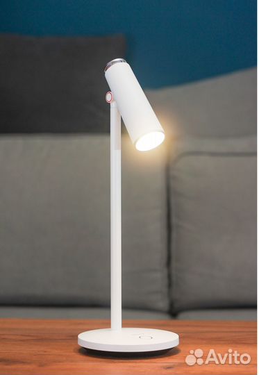 Беспроводной настольный светильник Baseus