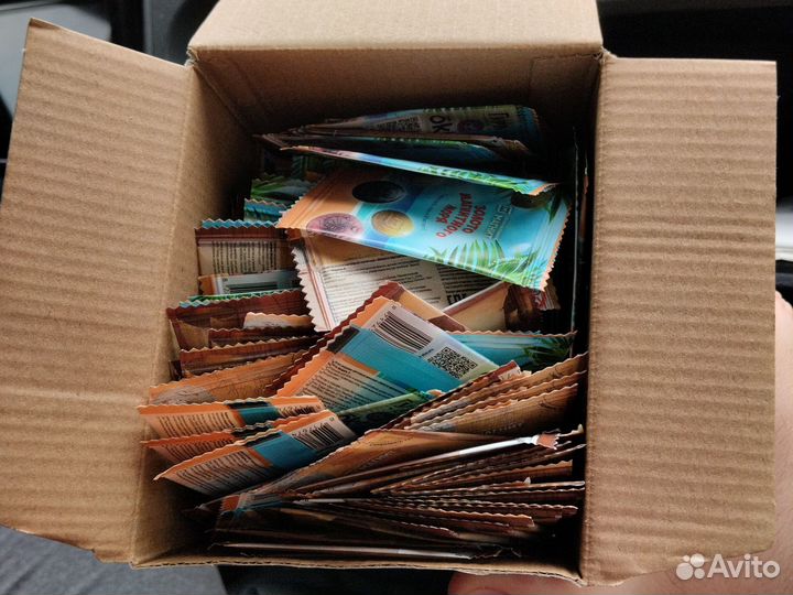 Монеты магнит