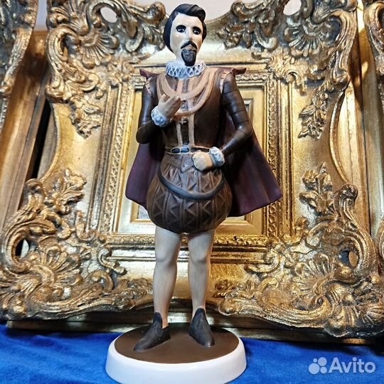 RAR.Уолтер Рэли.Coalport.Walter Raleigh.Статуэтка