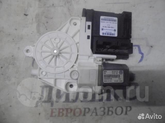 Моторчик стеклоподъемника передний левый VW Tigua