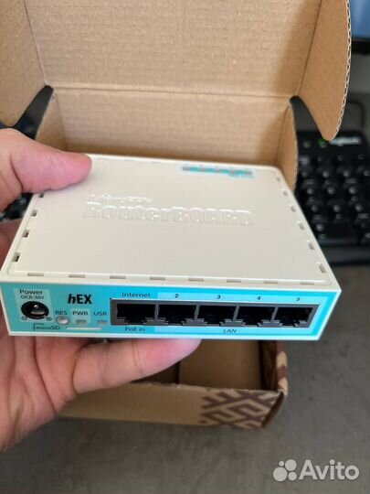 Маршрутизатор mikrotik hex RB750Gr3