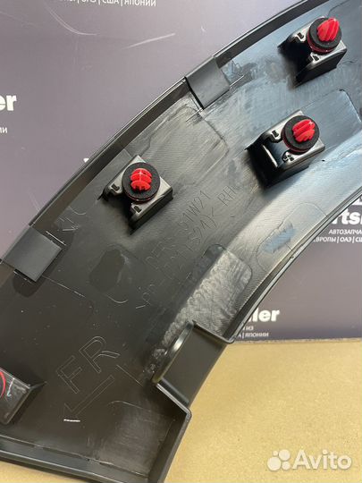 Расширитель переднего крыла правый dfr551w20c Cx30