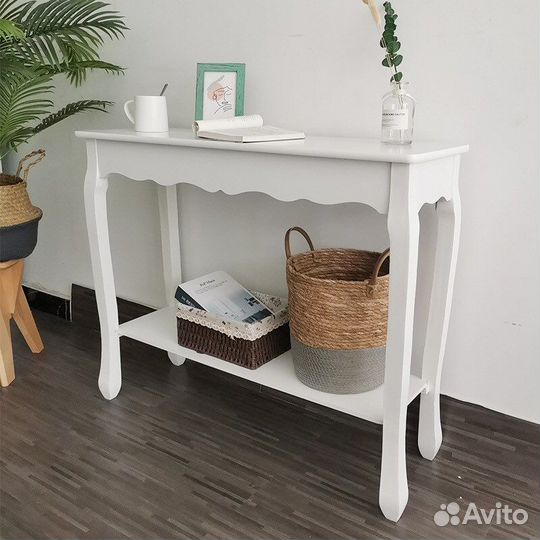 Столик консольный туалетный