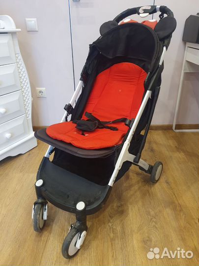 Коляска прогулочная yoya plus