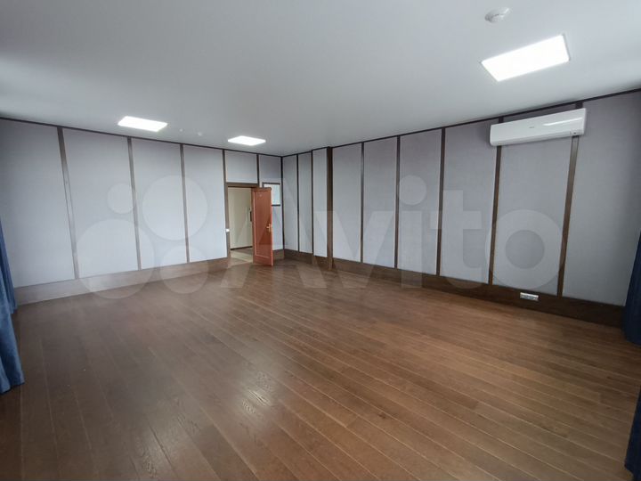 Офис на ул Родионова 46 м²