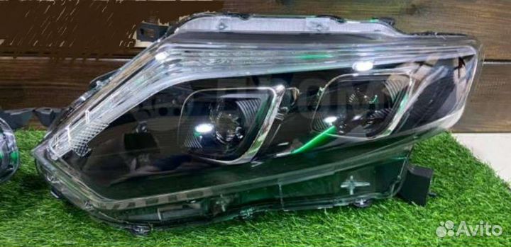 Фары передние Nissan X-trail 32 2014-17г.в V273