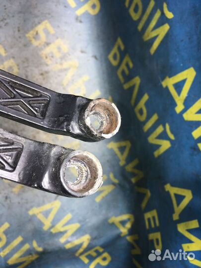 Поводки дворников Geely MK