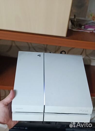 Sony playstation 4