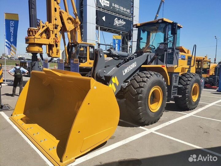 Фронтальный погрузчик XCMG LW550RU, 2023