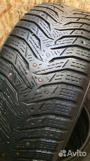 Kumho WinterCraft Ice WI31 215/55 R16 97T