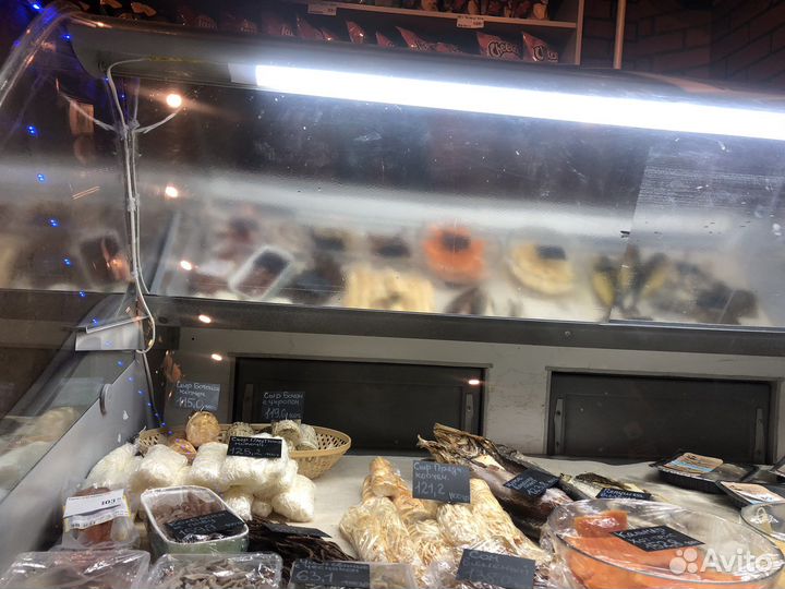 Холодильная витрина бу