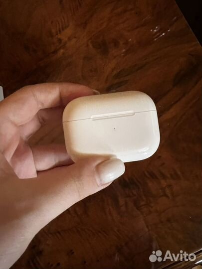 Оригинал кейс для airpods pro