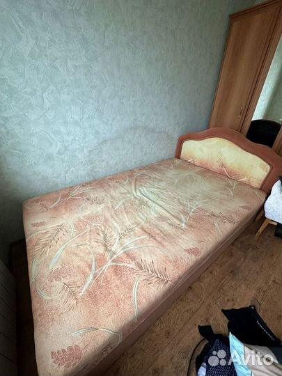 Спальный гарнитур бу