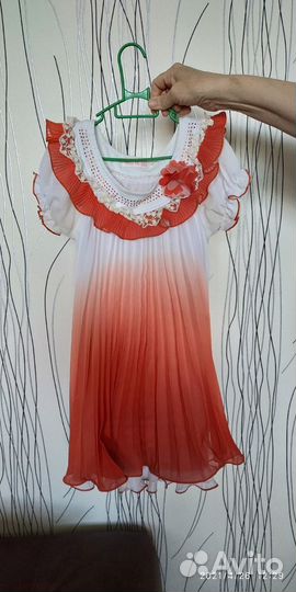 Продам платье для девочки