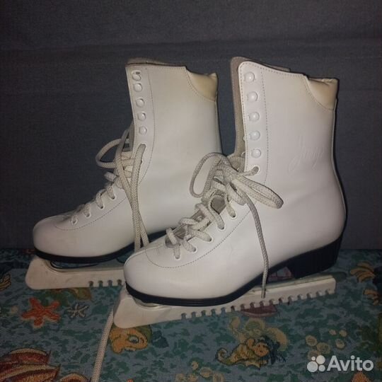 Коньки фигурные