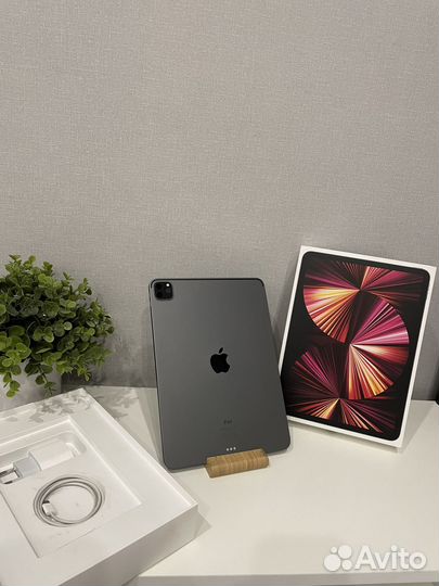 iPad Pro M1 2021 256Gb Space Gray, Рст, 100 аккум