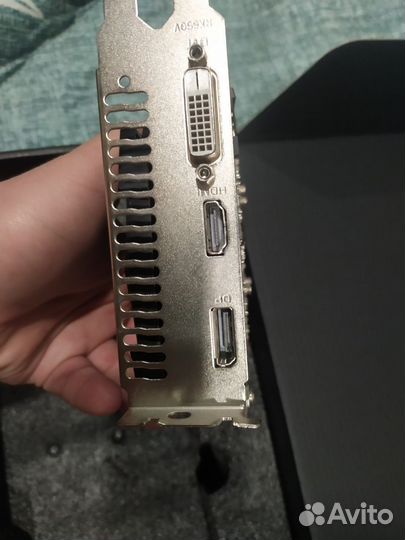 Видеокарта rx550 4gb