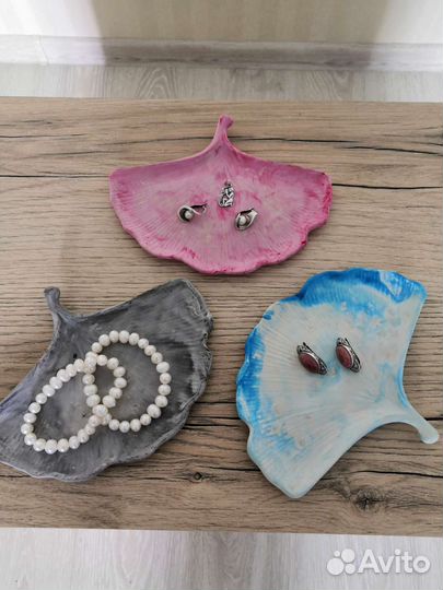 Подставки для украшений из гипса