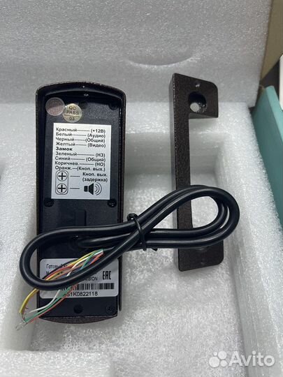 Комплект видеодомофон + вызывная панель 4.3 дюйма